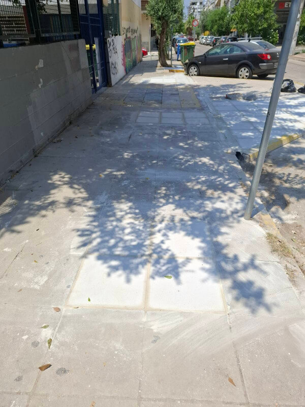 Συνεχίζονται οι παρεμβάσεις σε πεζοδρόμια έξω από σχολεία της Ηλιούπολης Συνεχίζονται οι παρεμβάσεις σε πεζοδρόμια έξω από σχολεία της Ηλιούπολης
